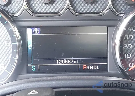 2018 Chevrolet Silverado 1500 2Lt z USA, uszkodzony, nr VIN 3GCUKREC8JG276023